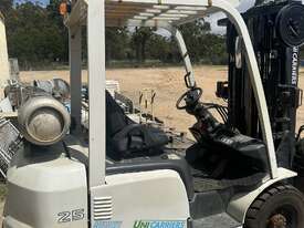 Forklift Used Good condition - picture0' - Click to enlarge