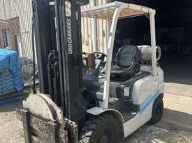 Forklift Used Good condition - picture1' - Click to enlarge