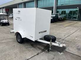 2014 Single Axle 2000 S5L7 Enclosed Trailer - picture0' - Click to enlarge