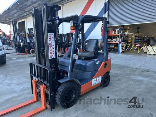 Toyota 8FG18 1.8T Deluxe Forklift