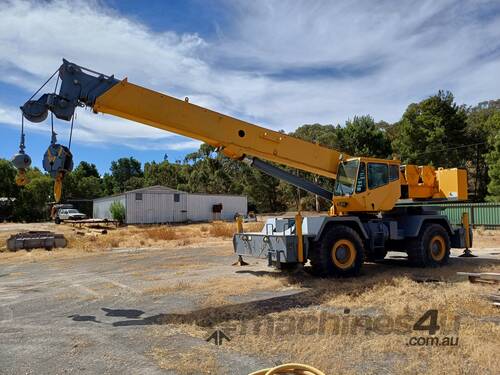 caption GLEASON CRANES 2003 GROVE RT600E ROUGH TERRAIN CRANE