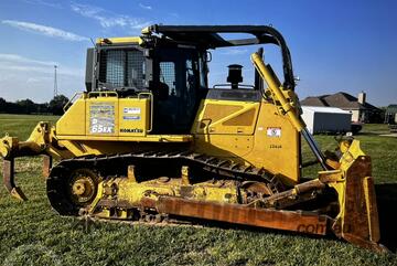 2024 Komatsu D65 Sweeps and Screens.   2024 Komatsu D65 Sweeps and Screens.