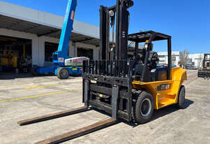 UN Forklift 7T Diesel Heavy Duty with a Tough Isuzu 6BD1 Engine!