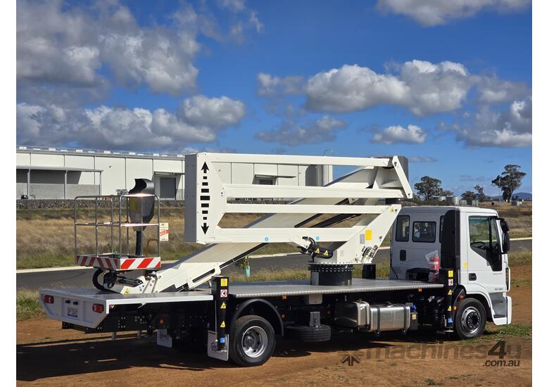 caption Demonstrator SALE! Limited Time | E290PX on Iveco ML120 4×2 Truck Mounted Lift