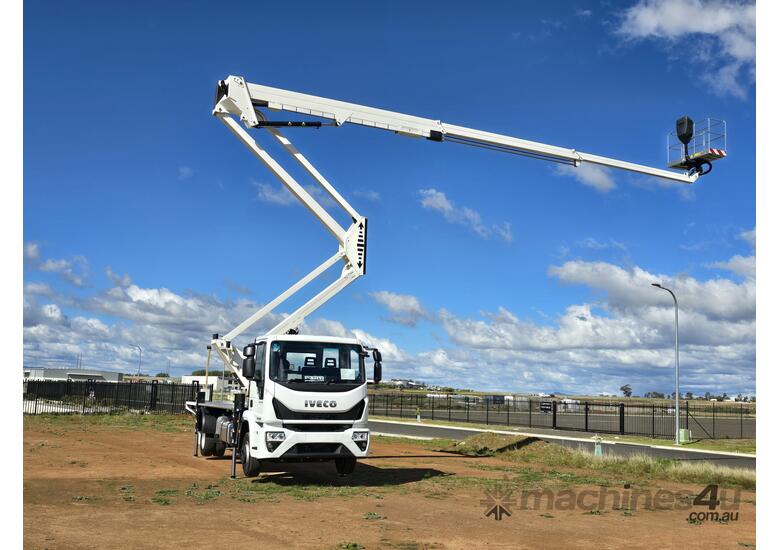 caption Demonstrator SALE! Limited Time | E290PX on Iveco ML120 4×2 Truck Mounted Lift