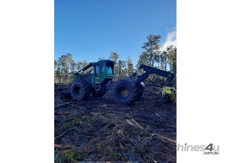 caption 2013 JOHN DEERE 648H GRAPPLE SKIDDER