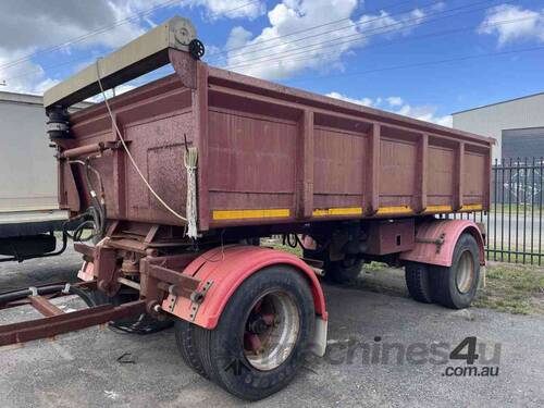 1995 Macol Side Tipping Trailer