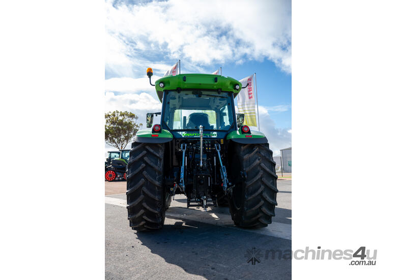 caption Deutz Fahr 5125G