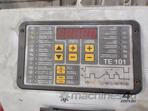 Tecna 4640N Spot Welder