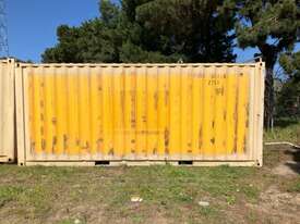 20 Foot Shipping Container - picture1' - Click to enlarge