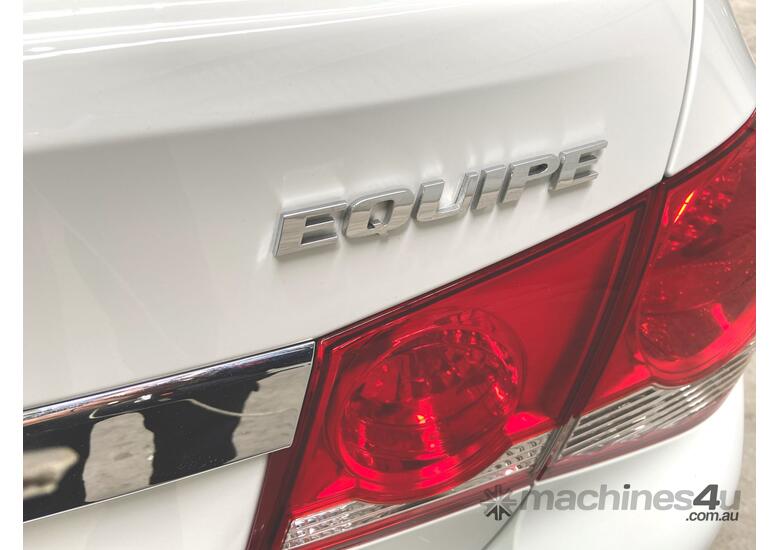 caption 2013 Holden Cruze CD Sedan Petrol (Auto)