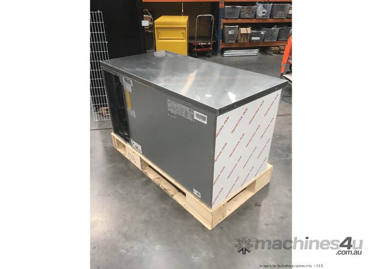 GN2100BT TROPICALISED 2 Door Gastronorm Bench Freezer