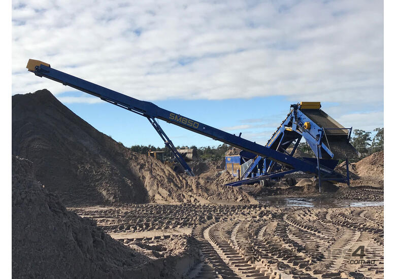 caption Precisionscreen SM850 Wheeled Conveyor 60' (18 metre)