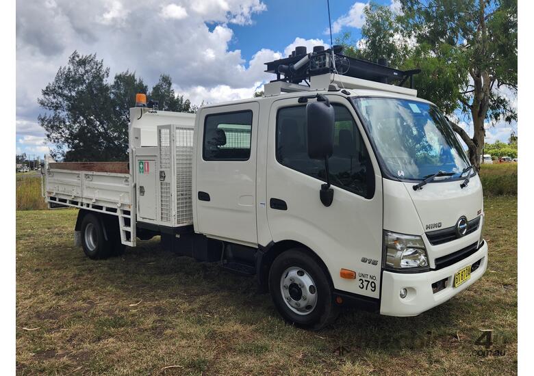 caption Hino 300 Series 816 Crew Automatic XLWB 4x2 Dualcab PTO Tipper Truck. Ex Council.