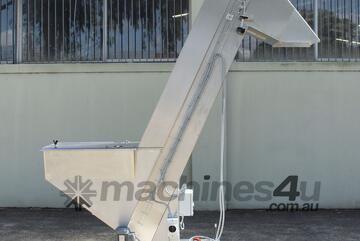 Cleated Belt Elevator in a S/S Frame