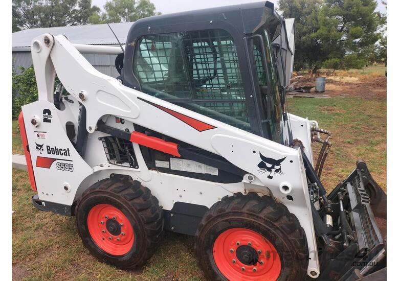 caption 2016 Bobcat S595