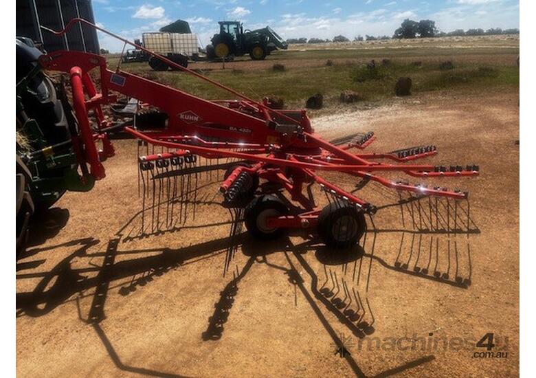 caption 2023 Kuhn GA4201 Rakes