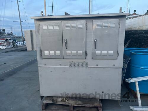 caption Hydraulic Rams & Pump House