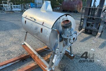 Screen Stainless Steel Drum 900mm wide x 600mm Dia 5mm holes with Spray Bars