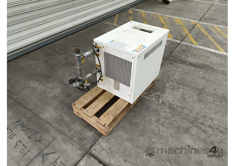 caption SMC Pneumatics PDE10-S Air Dryer