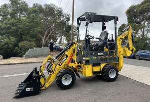 Hyload Mini Backhoe   BL30X