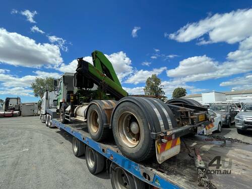 1999 Volvo FL12 Prime Mover Crane Truck