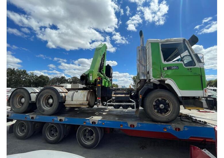 caption 1999 Volvo FL12 Prime Mover Crane Truck