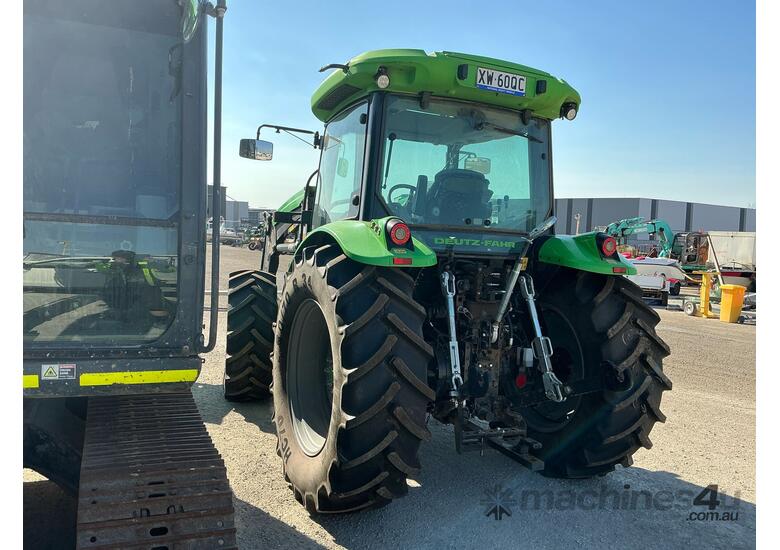 caption 2022 Deutz-Fahr Tractor / Loader