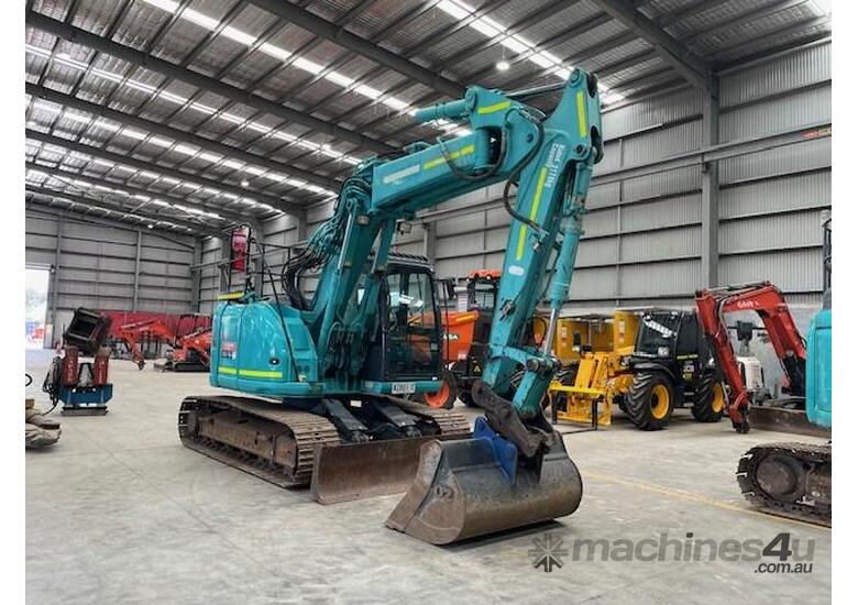 caption 2017 Kobelco Sk135sr-3
