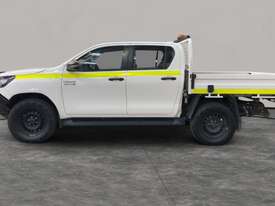 2021 Toyota Hilux 4x4 SR Dual Cab T/Diesel (Auto) - picture1' - Click to enlarge