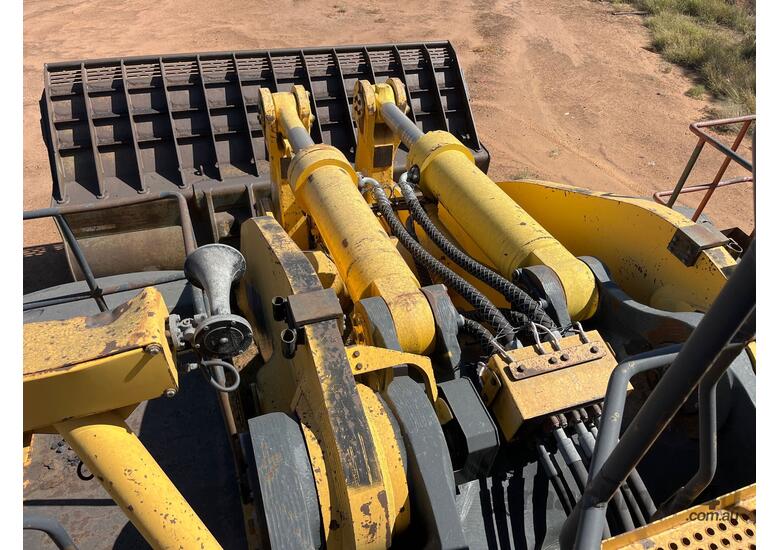Komatsu WA1200 Articulated Front End Loader