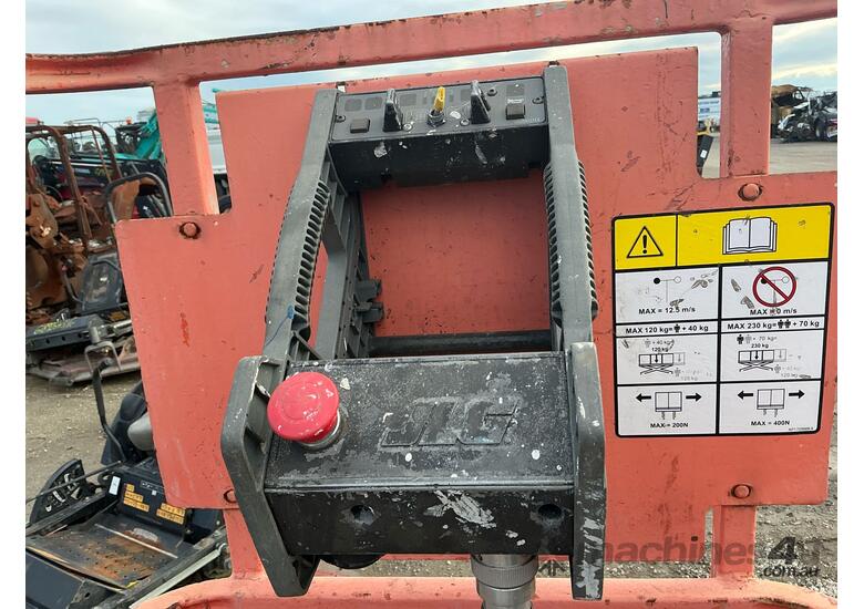 caption 2007 JLG 1930ES Scissor Lift