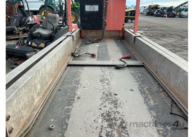 caption 2007 JLG 1930ES Scissor Lift