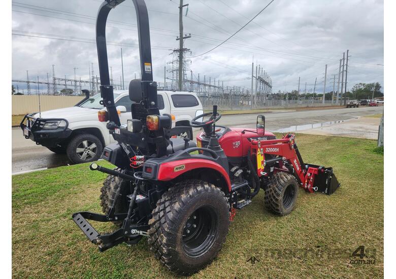 Solis S26 Compact Tractor package