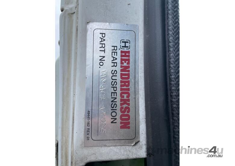 2013 Iveco ACCO 2350F Garbage Compactor (Rear Load)