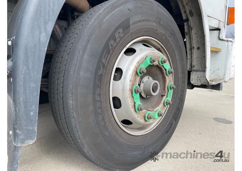 2013 Iveco ACCO 2350F Garbage Compactor (Rear Load)