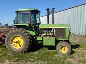 JOHN DEERE 4630 TRACTOR - picture0' - Click to enlarge