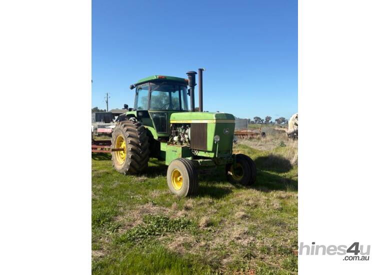JOHN DEERE 4630 TRACTOR