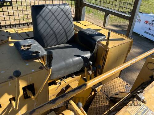 Case 1150 Crawler Loader