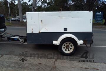 400 cfm Airman , Isuzu powered , 2011 , 5,000 hrs , clean , 400 cfm Airman , Isuzu powered , 2011 , 5,000 hrs , clean ,