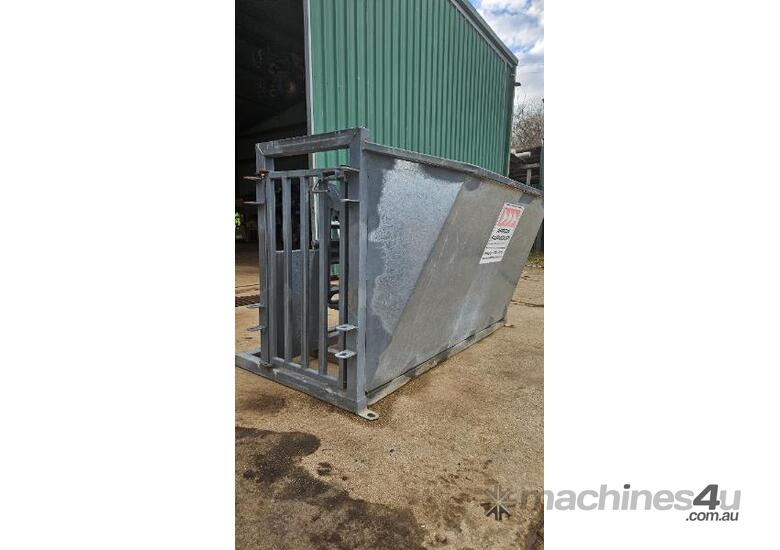 Arrow Farmquip Sheep & Goat Handler