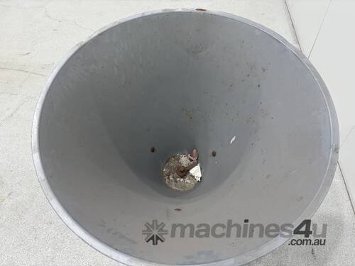 caption Agrex SP150 Fertiliser Spreader