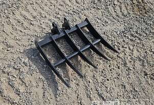 Unused Captok Rake To Suit 1-2ton Excavator