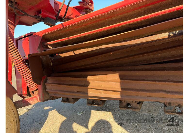 caption Case DCX101 Mower Conditioner