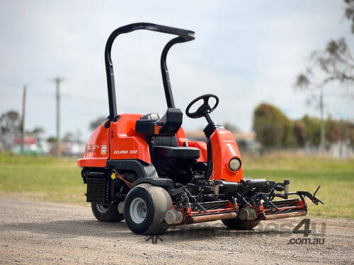 caption Jacobsen Eclipse 322 Golf Greens mower Lawn Equipment