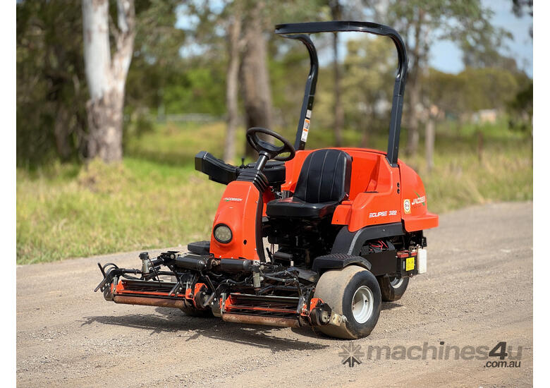 caption Jacobsen Eclipse 322 Golf Greens mower Lawn Equipment