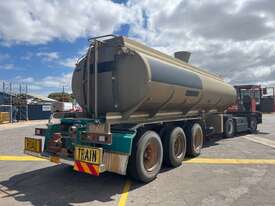 2007 Omega Tri Axle Tanker Trailer - picture2' - Click to enlarge