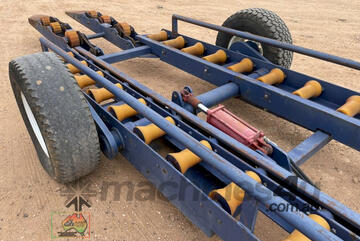 (9898) 2006 Crisgrow Hydraulic 4 bin Citrus Trailer (Piangil, VIC)