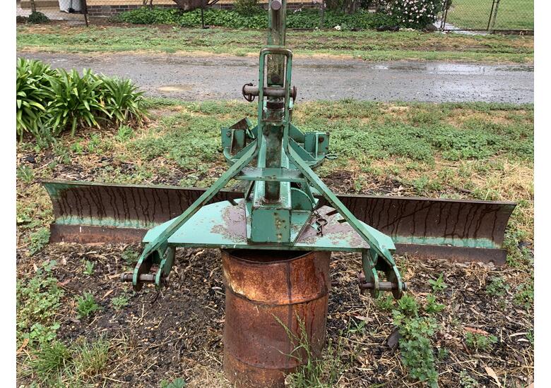 Treller Tractor Leveling Blade