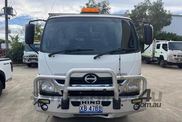 Hino 2017   300 921 PB97